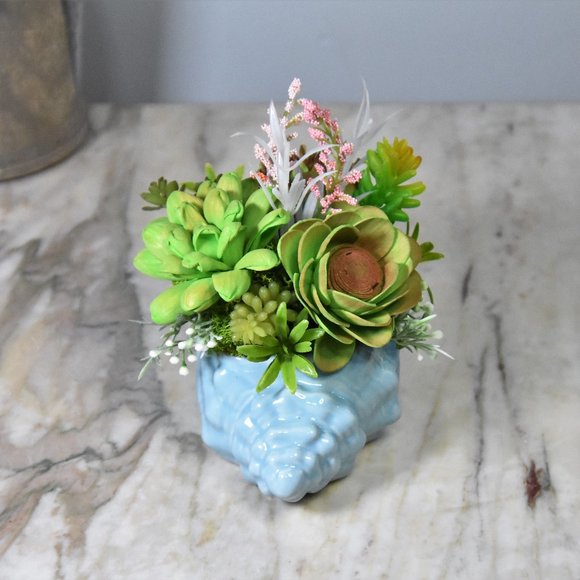 Blue seashell planter fille with sustainable Sola wood airbrushed succulents - - Picture 3 of 7